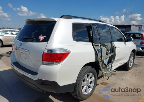 2013 Toyota Highlander Base Plus z USA, uszkodzony, nr VIN 5TDZA3EH0DS043065
